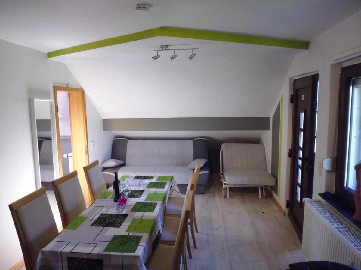 Eifel Lodge ビュートゲンバッ エクステリア 写真